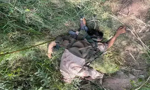 ప్రతీకారం తీర్చుకున్న ఇండియన్ ఆర్మీ.. ఉరిలో ముగ్గురు ఉగ్రవాదుల హతం
