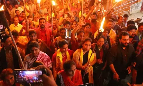 చంద్రబాబు అరెస్ట్‌కు నిరసనగా ఏపీ వ్యాప్తంగా క్యాండిల్ ర్యాలీలు