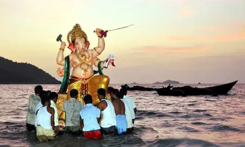 గణేష్ నిమజ్జనాలు ఎక్కడ చేయాలో సమాచారం అందించాం