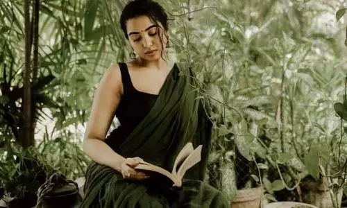 కప్పుకోవాల్సిన చోట విప్పేశావ్.. శివాత్మిక బోల్డ్ షోపై ట్రోలింగ్