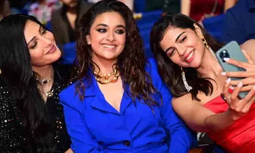 అందం ఒకే ఫ్రేమ్‌లో బంధించబడిందంటున్న.. నెటిజన్స్