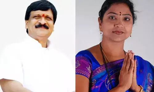 బీఆర్ఎస్‌కు బిగ్ షాక్.. నేడు కాంగ్రెస్‌లోకి ఇద్దరు సిట్టింగ్ ఎమ్మెల్యేలు!