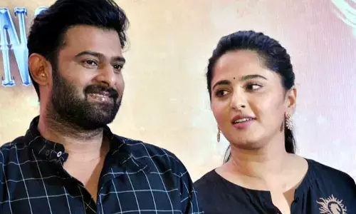 Viral : ప్రభాస్-అనుష్కకు కొడుకు కూడా... లేటెస్ట్ ఫొటోస్