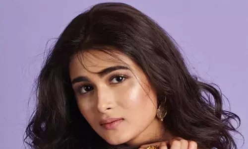 కోరిక తీర్చమంటూ ‘అర్జున్ రెడ్డి’ బ్యూటీని వేధిస్తున్న టాలీవుడ్ డైరెక్టర్..?