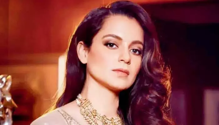 చరణ్తో ఒక్కసారైనా జత కట్టాలని ఉంది : Kangana Ranaut చరణ్తో ఒక్కసారైనా జత కట్టాలని ఉంది : Kangana Ranaut