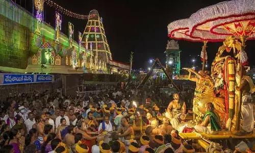 నేటి తిరుమల సమాచారం.. దర్శనానికి ఎంత సమయం పడుతుందో తెలుసా?