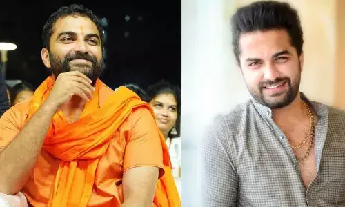 దేవుడి మాలతో కనిపించిన విశ్వక్.. ఈ యాంగిల్ కూడా ఉందా అంటూ నెటిజన్లు షాక్