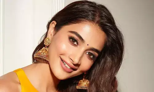 అవకాశాలు లేనప్పుడు డబ్బు కోసం ఆ పనులు చేయడంలో తప్పేముంది? పూజకు సలహా ఇచ్చిన ఇలియానా..