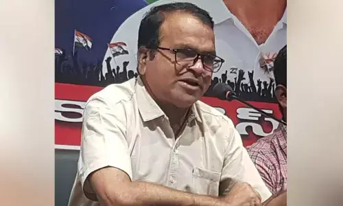 కేటీఆర్ లోఫర్ భాషను మార్చుకోవాలి: తెలంగాణ రాష్ట్ర గ్రంథాలయ సంస్థ చైర్మన్, రియాజ్