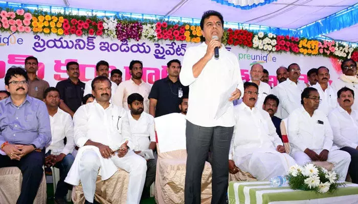 పాలమూరు నాడు కరువుకు నెలవు... నేడు సాగుకు కల్పతరువు... పాలమూరు నాడు కరువుకు నెలవు... నేడు సాగుకు కల్పతరువు...