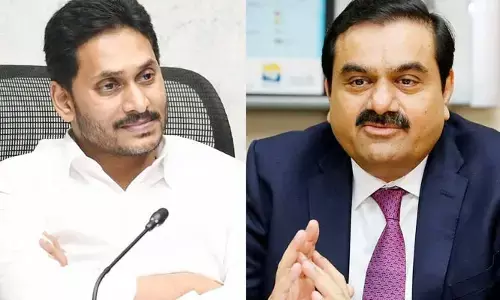 Cm Jagan  తో Adani భేటీ.. ఏ అంశాలపై చర్చించారనేది గుంభనం!