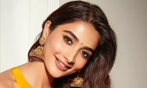 మళ్లీ ఫామ్‌లోకి వచ్చిన పూజ.. ఒకేసారి మూడు సినిమాలు చేస్తోందిగా!
