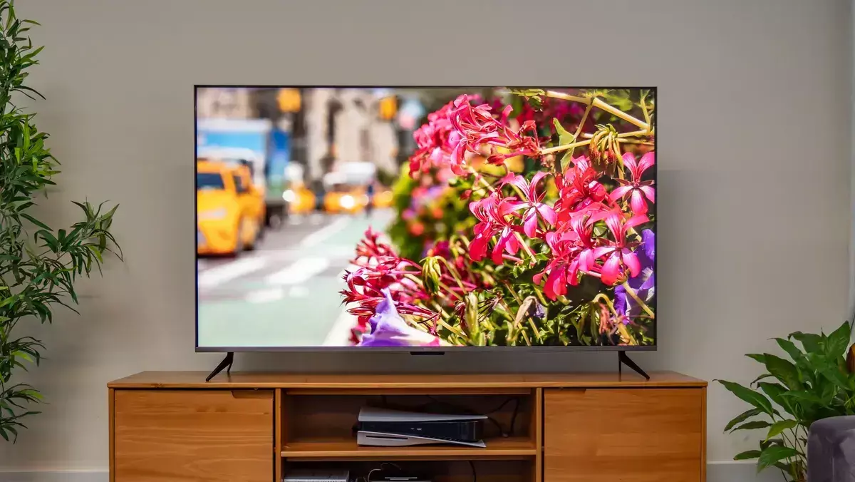 రూ.28 వేలకే QLED TV.. అతి తక్కువ ధరలో రెండు స్మార్ట్‌టీవీలు