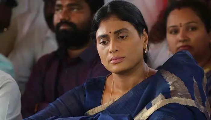 ప్లీజ్ తిరిగిరండి.. పార్టీని వీడిన వారిని రిక్వెస్ట్ చేస్తున్న Y. S. Sharmila ప్లీజ్ తిరిగిరండి.. పార్టీని వీడిన వారిని రిక్వెస్ట్ చేస్తున్న Y. S. Sharmila
