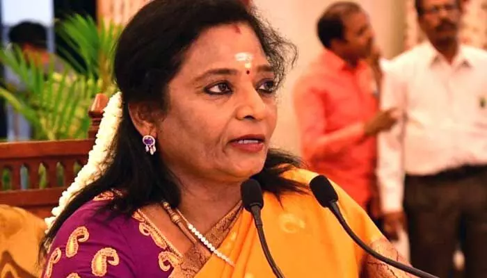 గవర్నర్ ఉగ్రరూపం.. కేసీఆర్ సర్కార్పై ఘాటు వ్యాఖ్యలు గవర్నర్ ఉగ్రరూపం.. కేసీఆర్ సర్కార్పై ఘాటు వ్యాఖ్యలు