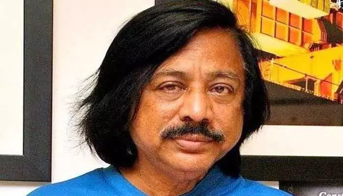 హైదరాబాద్లో దివంగత భరత్ భూషణ్ కుటుంబానికి డబుల్ బెడ్ రూం ఇల్లు మంజూరు హైదరాబాద్లో దివంగత భరత్ భూషణ్ కుటుంబానికి డబుల్ బెడ్ రూం ఇల్లు మంజూరు