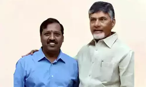 Ap Govt: చంద్రబాబు మాజీ పీఎస్ శ్రీనివాస్ సస్పెన్షన్