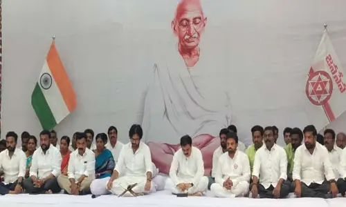 బ్రిటిషర్ల లక్షణాలు పుణికి పుచ్చుకున్న పాలకులను రాష్ట్రం నుంచి పంపించాలి : పవన్ కల్యాణ్