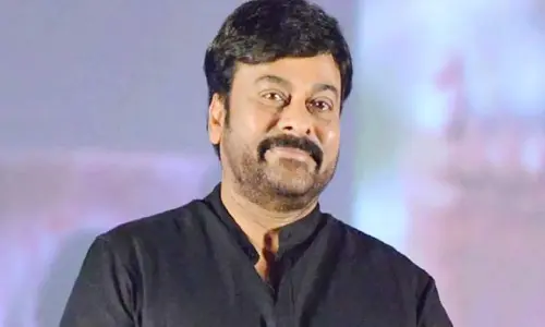 ఎవరికీ తెలియని సీక్రెట్.. చిరంజీవి చేతిపై ఉన్న పచ్చబొట్టు ఎవరిదో తెలుసా?
