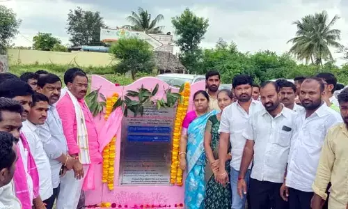 అభివృద్ధి పనులతో ప్రతిపక్షాల్లో వణుకు పుడుతోంది: కూసుకుంట్ల