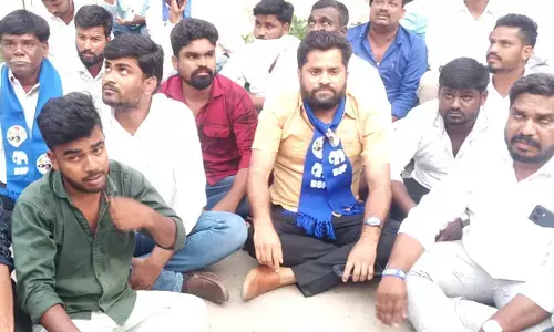 వికారాబాద్ అభ్యర్థికి అన్యాయం జరిగిందంటూ నిరసన