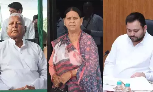లాలూ ప్రసాద్ యాదవ్, రబ్రీదేవి, తేజస్వీలకు బెయిల్ మంజూరు