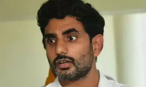 టీడీపీ అభిమాని నారాయణపై దాడి వైసీపీ సైకోల పనే: నారా లోకేశ్