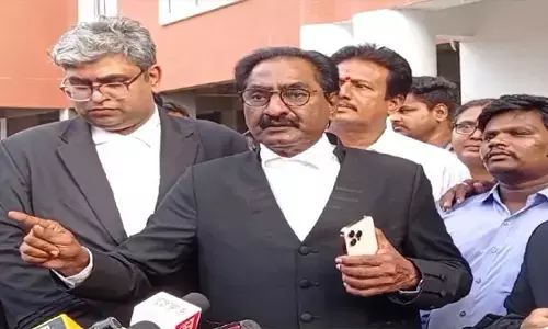 పోసానికి తెలియకుండానే 14 కేసులు.. కోర్టులో పొన్నవోలు కీలక వ్యాఖ్యలు