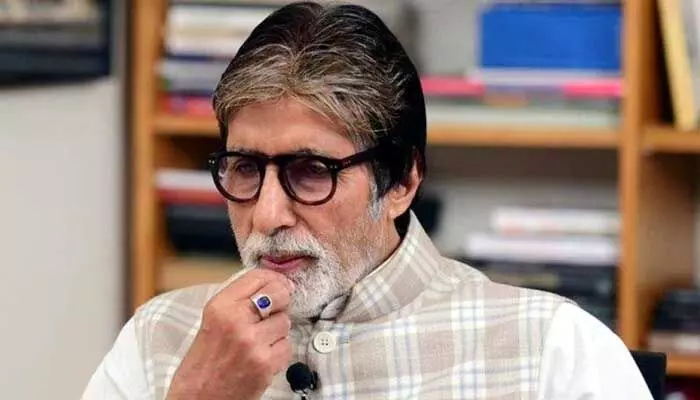 Amitabh Bachchan : ఆమె అంటేనే భయపడిపోతున్న అమితాబ్ బచ్చన్.. ఎందుకంటే.. Amitabh Bachchan : ఆమె అంటేనే భయపడిపోతున్న అమితాబ్ బచ్చన్.. ఎందుకంటే..