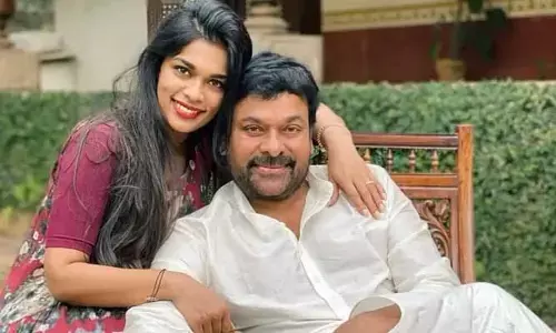 అతడితో జిమ్‌లో తెగ కష్టపడిపోతున్న మెగాస్టార్ కూతురు.. వీడియో వైరల్