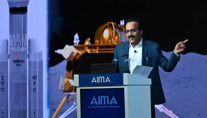 ఇస్రో ప్రతి రోజూ 100 సైబర్ దాడులను ఎదుర్కొంటోంది: ISRO chairman Somnath ఇస్రో ప్రతి రోజూ 100 సైబర్ దాడులను ఎదుర్కొంటోంది: ISRO chairman Somnath
