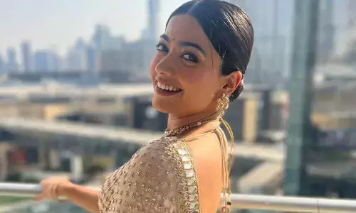 వేణు స్వామితో ప్రత్యేక పూజలు చేయించుకుంటున్న రష్మిక..(వీడియో)