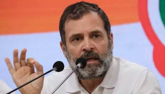 ఎన్నికల వేళ కాంగ్రెస్ పార్టీ సంచలన నిర్ణయం ఎన్నికల వేళ కాంగ్రెస్ పార్టీ సంచలన నిర్ణయం