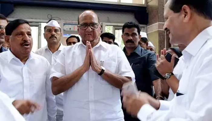 శరద్ పవార్ ఎన్సీపీ రెబల్స్ అనర్హతపై 13న సుప్రీం విచారణ శరద్ పవార్ ఎన్సీపీ రెబల్స్ అనర్హతపై 13న సుప్రీం విచారణ
