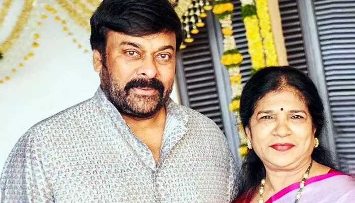 చిరంజీవి భార్య సురేఖ గురించి అసలు నిజాలు బయటపెట్టిన నాగబాబు చిరంజీవి భార్య సురేఖ గురించి అసలు నిజాలు బయటపెట్టిన నాగబాబు