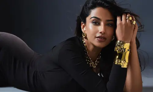 మహేష్ బాబు పుణ్యమా అని భారీగా డిమాండ్.. విజయ్ లిప్‌లాక్‌తో ఈ హీరోయిన్‌కు మరో రేంజ్..