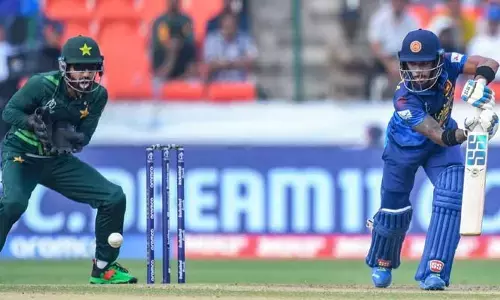 ICC World Cup 2023: పాకిస్తాన్‌తో మ్యాచ్‌.. టాస్‌ గెలిచిన శ్రీలంక..
