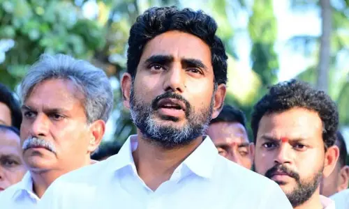 గ్రూప్ ఉద్యోగాల నోటిఫికేషన్‌లో వయో పరిమితి పెంచండి: సీఎం జగన్‌కు లోకేశ్ లేఖ