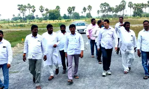 సీఎం కేసీఆర్ సభా స్థలం పరిశీలన