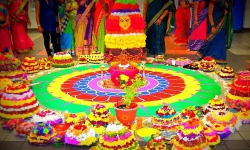 అక్టోబర్ 24 వరకు దసరా, బతుకమ్మ సెలవులు