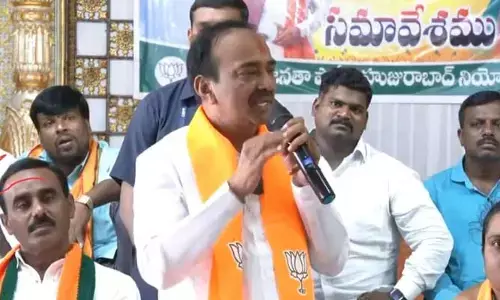 సీఎంపై రెండు చోట్ల పోటీ చేస్తా : ఈటల