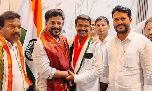 ప్రజాక్షేత్రంలోకి గాజర్ల అశోక్‌.. రేవంత్ సమక్షంలో కాంగ్రెస్‌లో చేరిక