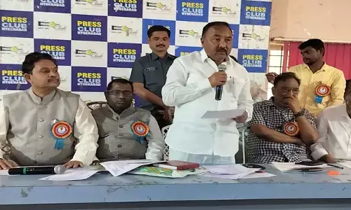 ప్రజలు చైతన్యవంతమైతేనే సమాజంలో మార్పు:  శాసనమండలి డిప్యూటీ చైర్మన్ బండా ప్రకాష్