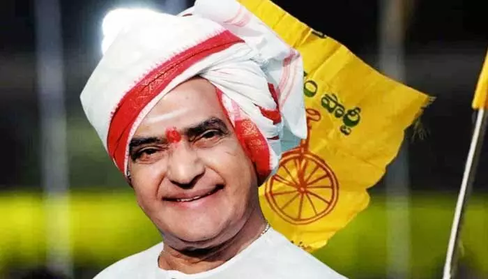 ఎన్టీఆర్ కారణంగా ఆ హీరో ప్రేమించిన అమ్మాయినీ వదులుకున్నాడా? ఎన్టీఆర్ కారణంగా ఆ హీరో ప్రేమించిన అమ్మాయినీ వదులుకున్నాడా?