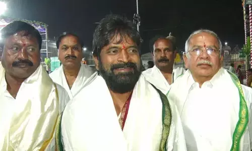 కేసీఆర్ మళ్లీ సీఎం కావాలని శ్రీవారిని కోరుకున్నా: మంత్రి శ్రీనివాస్ గౌడ్