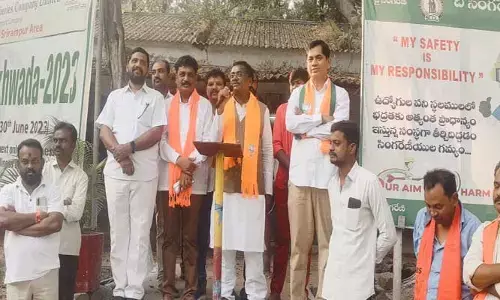 సింగరేణి కార్మికులకు ఇన్కంటాక్స్ మినహాయింపు చేపిస్తాం :ఎంపీ వివేక్ వెంకటస్వామి
