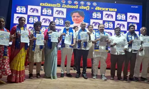 ఆలోచింపజేస్తున్న BSP మేనిఫెస్టో.. ప్రతీ స్కీమ్‌లో RS ప్రవీణ్ కుమార్ మార్క్
