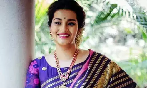 శంషాబాద్‌లో 11 ఎకరాల స్థలం.. క్లారిటీ ఇచ్చిన Renu Desai