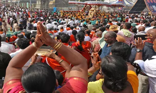 మోహినీ అవతారంలో తిరుమలేశుడు...ఆకట్టుకున్న సాంస్కృతిక కార్యక్రమాలు