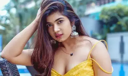 Reethu Chowdary : బెట్టింగ్ యాప్స్ ప్రమోషన్ కేసు.. రీతూ చౌదరి విచారణ